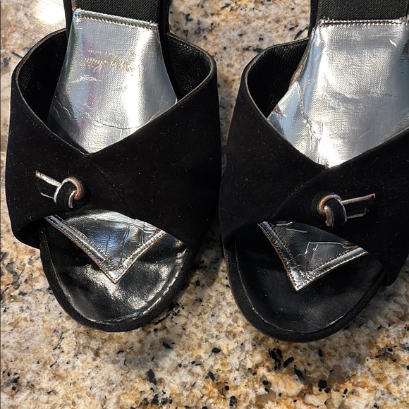 Black Patent Leather Heeled Sandals - Picture 3 of 9